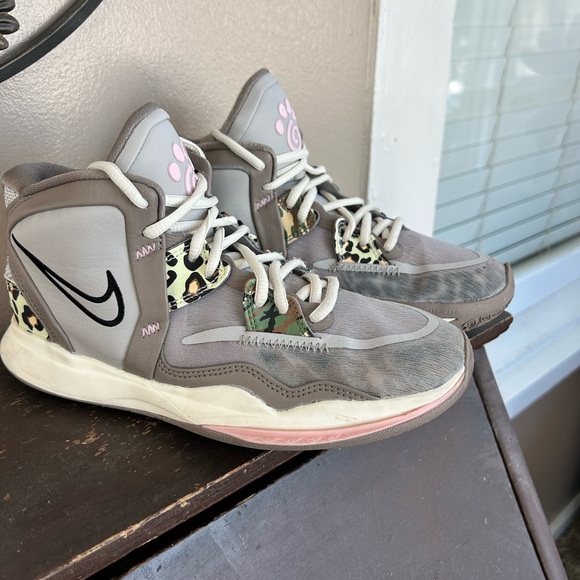 Youth Gray Nike Kyrie Infinity leopard/camo. High top. Basketball shoe size 4.5 - Picture 1 of 7